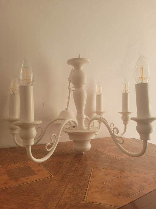 Vand lustra  de plafon