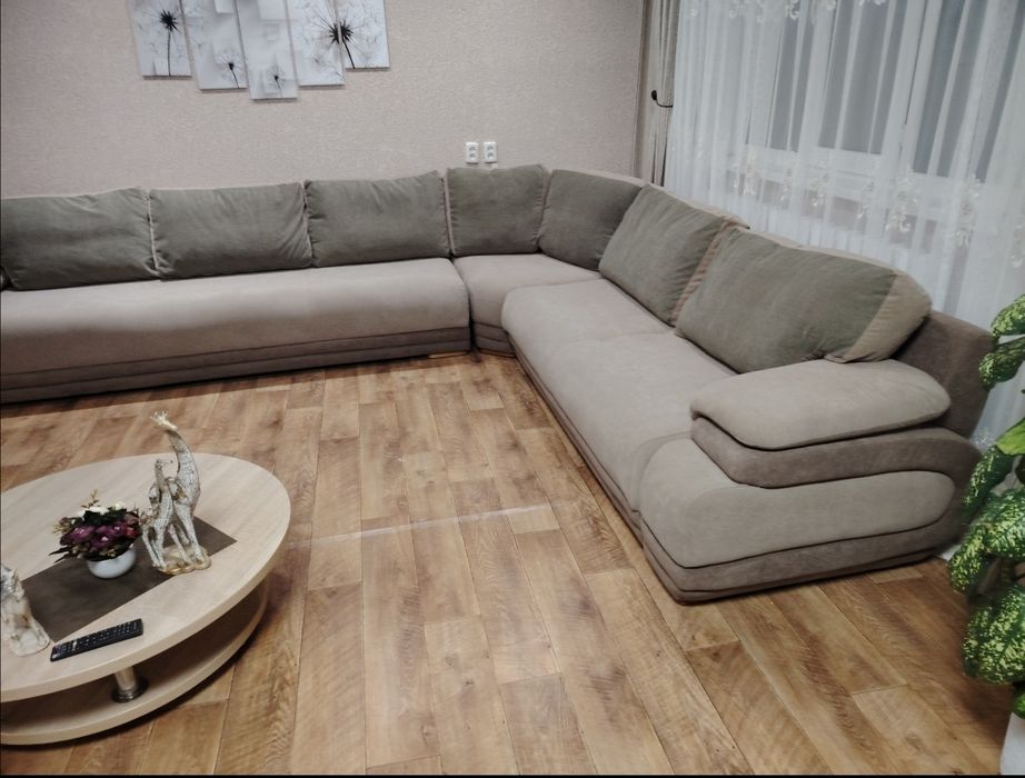 Перетяжка мягкой мебели