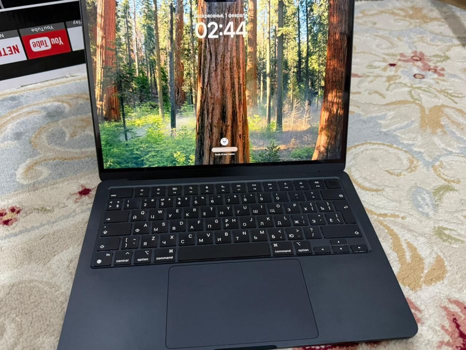 Macbook air m2, 256gb, midnight