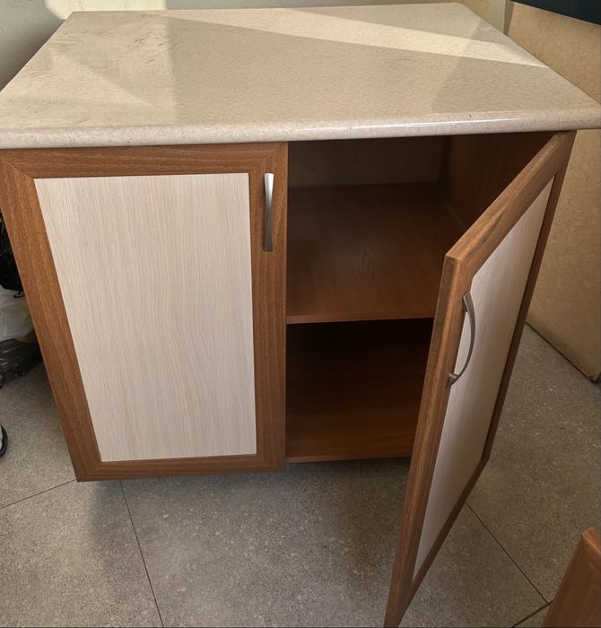 Продается кухонная мебель