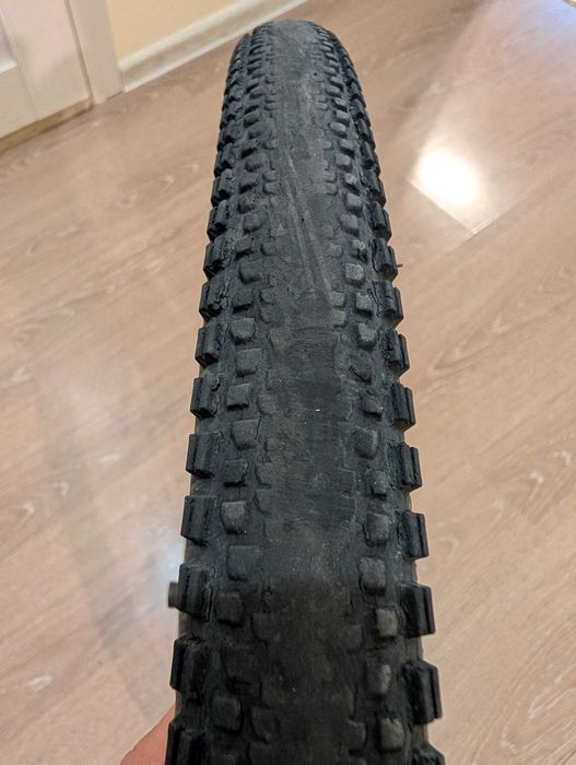 Две покрышки WTB Riddler 700 37C