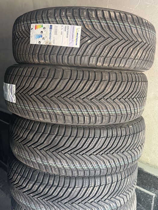 Michelin cross climate 2.   235/55/19