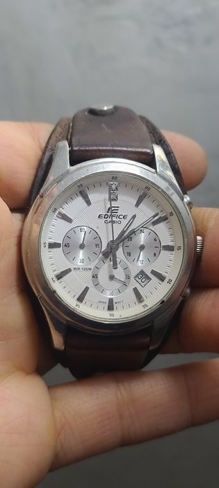 Casio Ediface Quartz Часы
