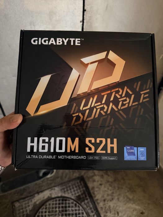 Placa bază Gigabyte H610M S2H V2