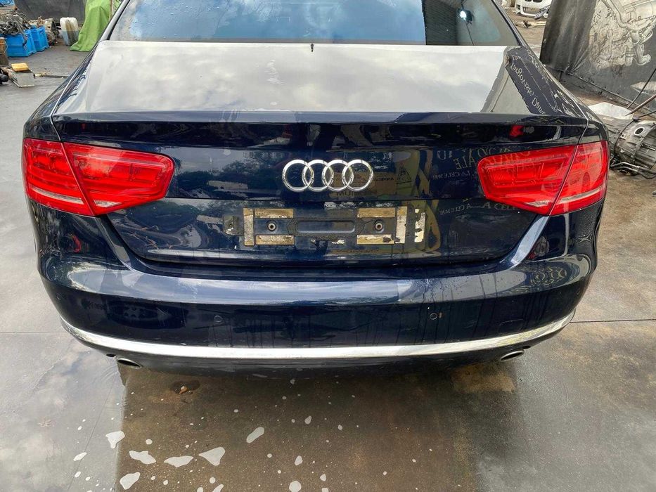 Dezmembrez audi a8 4h 3.0 cdta/bara fata a8/capota a8/far a8/stop a8/
