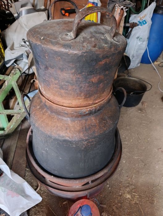 vand cazan vechi din cs