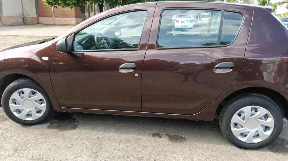 Vand Dacia Sandero Stepway  2017(exclus samsari)