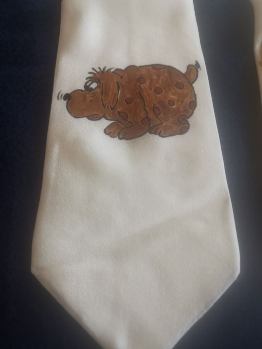 Четири копринени вратовръзки