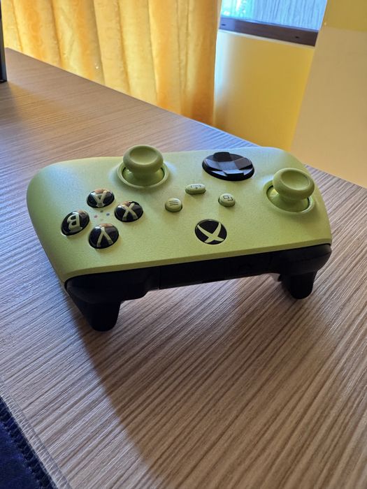 Controller xbox one nou