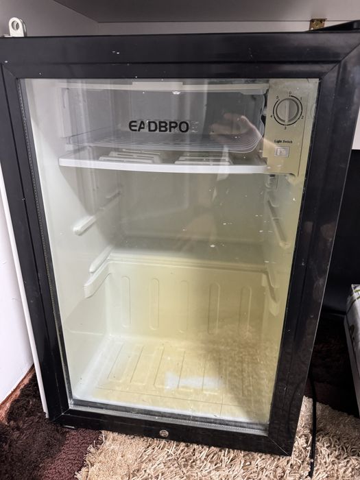 Холодильник продается