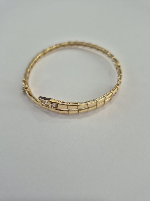 Продам золотой  браслет