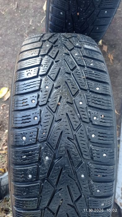 Продам резину 2 баллона на  15 зима.