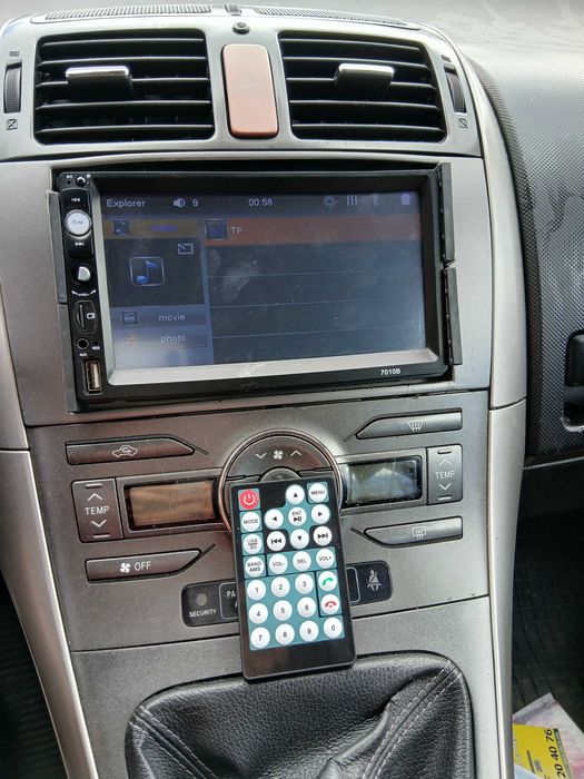 Тойоти аурис ,Toyota Auris на части