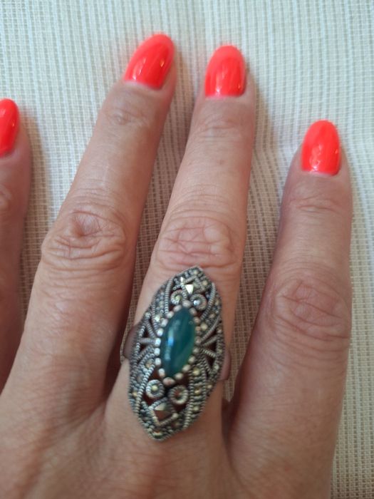 Set argint cu marcasite si agat verde