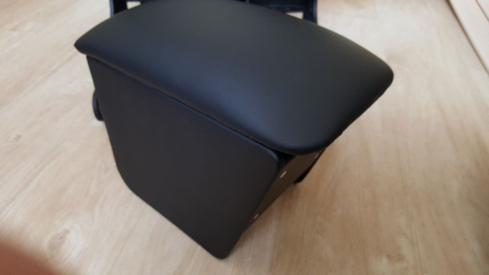 Подлокотник  на Ваш автомобиль!