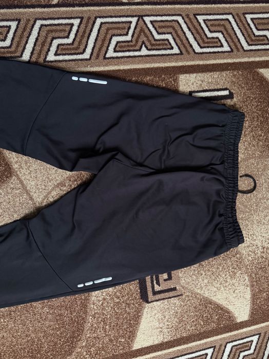 Долнище на FLAIR