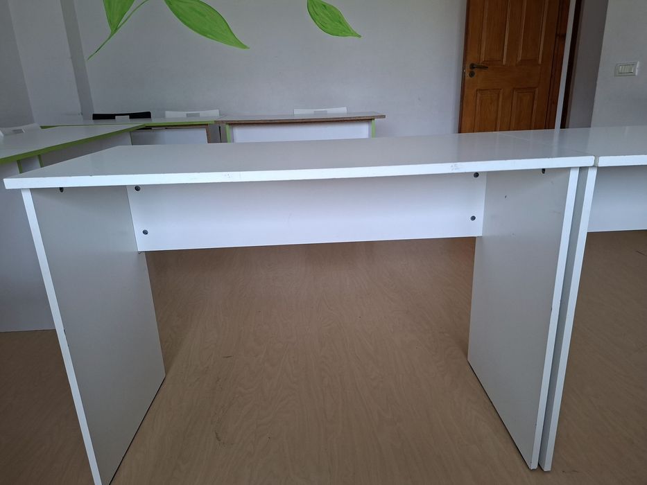 Bănci școlare și scaune