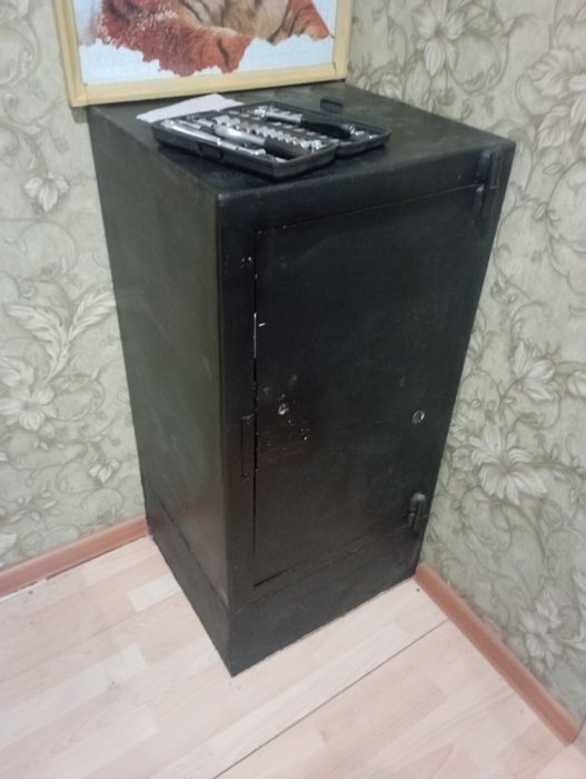 Продам не дорого сейф