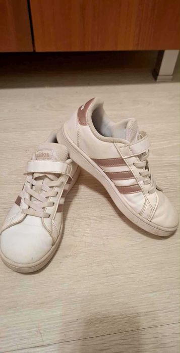 Маратонки за момиче