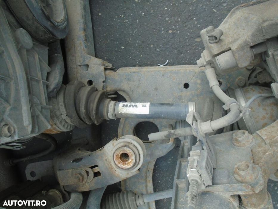 Planetar dreapta Opel Zafira B 1.7 CDTI din 2010