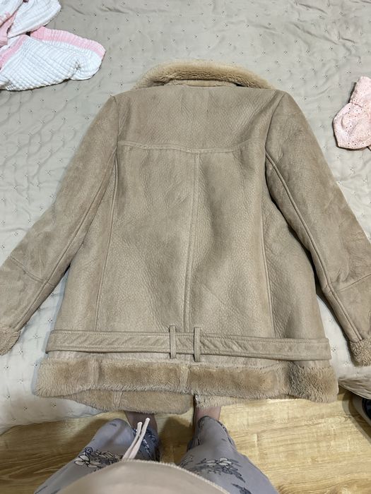 Стильная дублёнка от Stradivarius зима