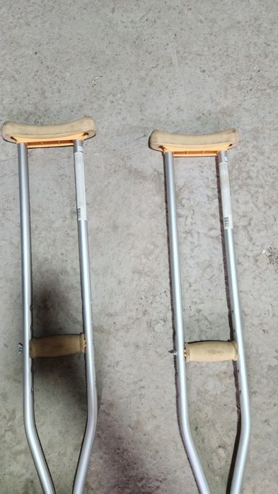 Костыли комплект