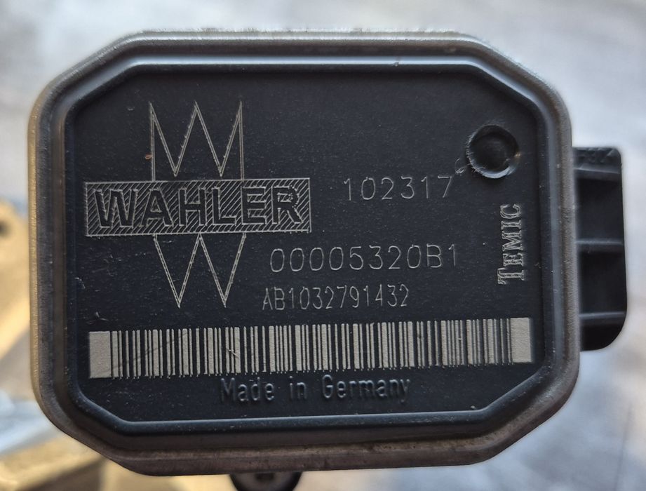 EGR клапан ,мерцедес 2.2 CDI 150кс