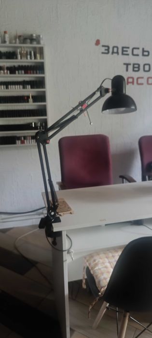Сдам в аренду стол для nail стилиста