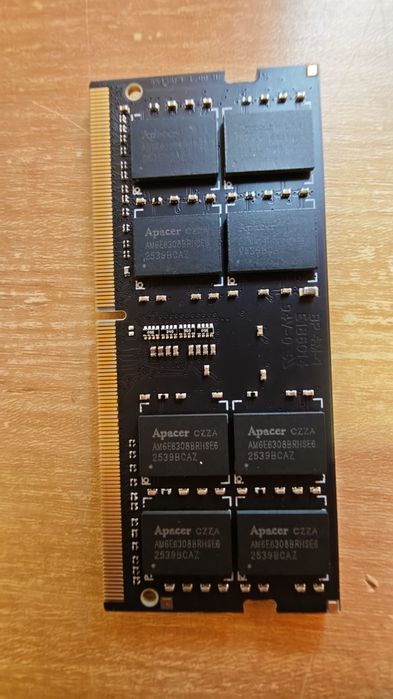 Vând 2 plăcuțe de memorie RAM pentru laptop
laptopul personal după upgrade la 64GB. 100% funcționale, 
au mers fără probleme în dual channel.