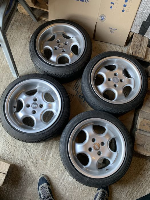 Vand jante cu cauciucuri