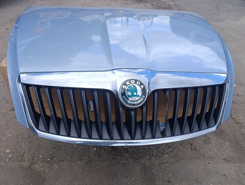 Преден капак Шкода Октавия 2011г / Skoda Octavia