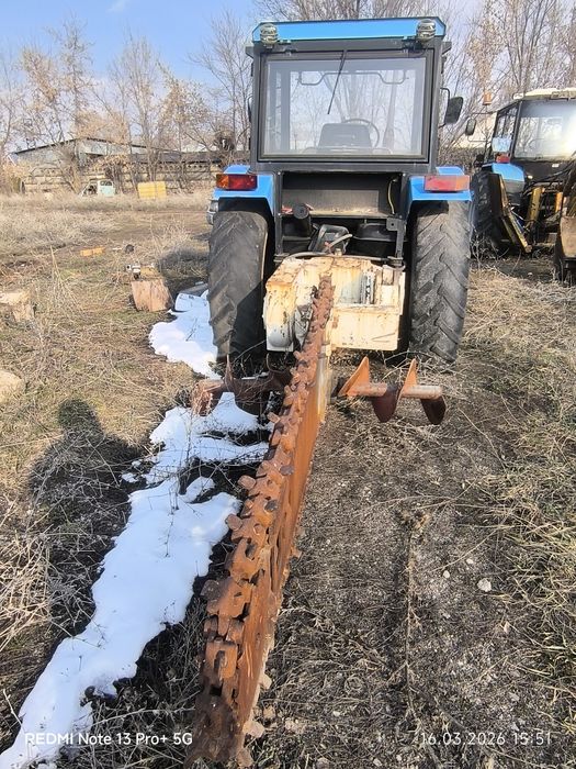 Продам траншеекопатель бару