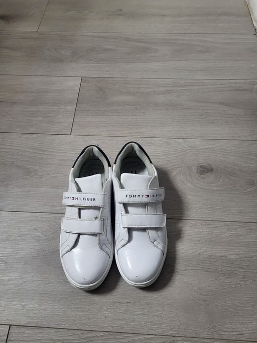Adidasi Tommy Hilfiger
