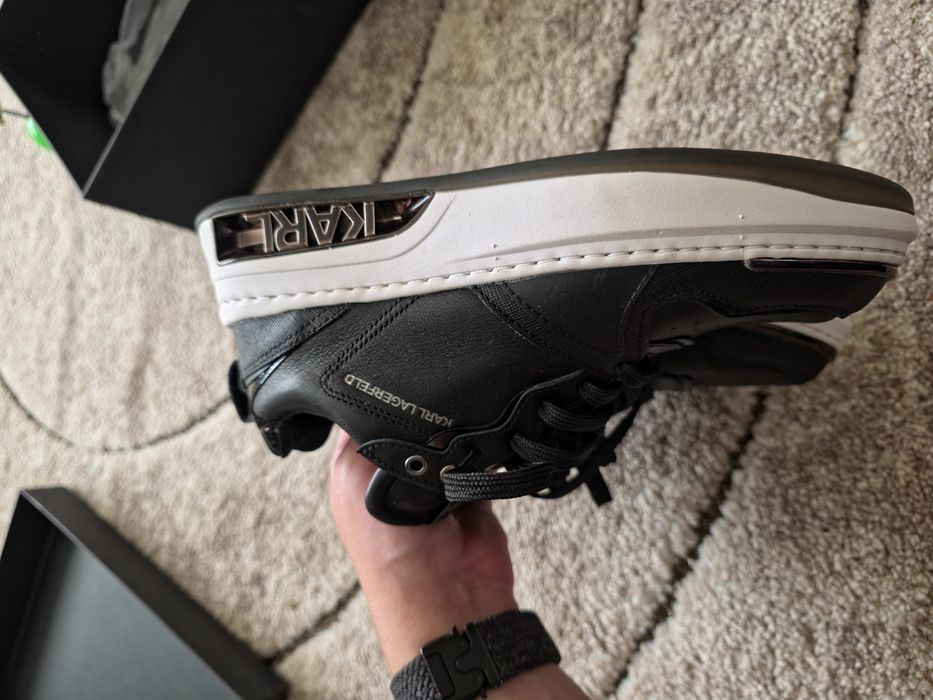Adidasi Karl Lagerfeld KL62020