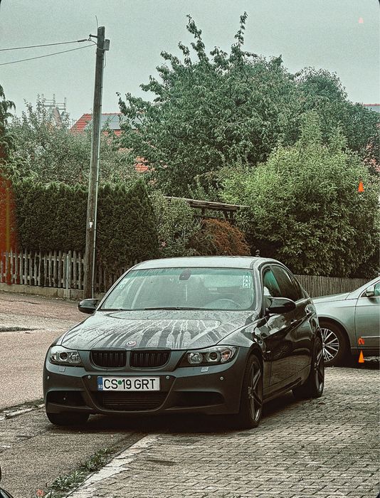 BMW 3 Series 2005