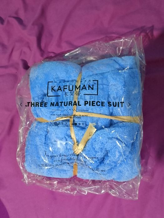 Все вещи новые за шоколад