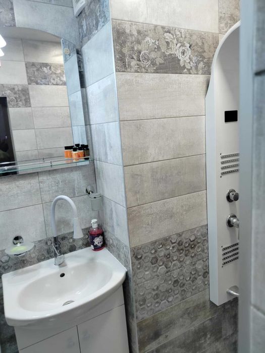 Дава се под наем Едностаен апартамент в Перник, Изток - 50 кв.м за 306 € - Снимка #6