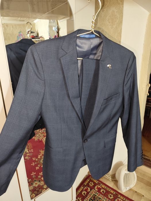 Продам костюм двойка