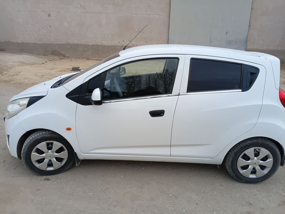 Спарк 2011-жылы ислеп шыгарылган