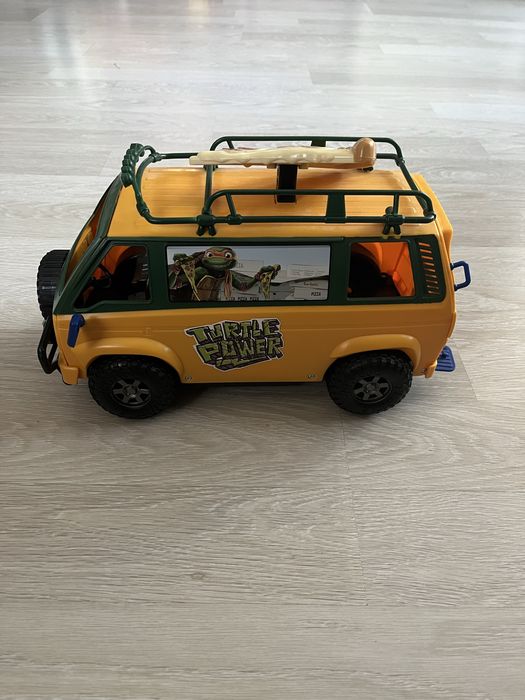 TMNT Mutant Mayhem - Pizza Fire Van