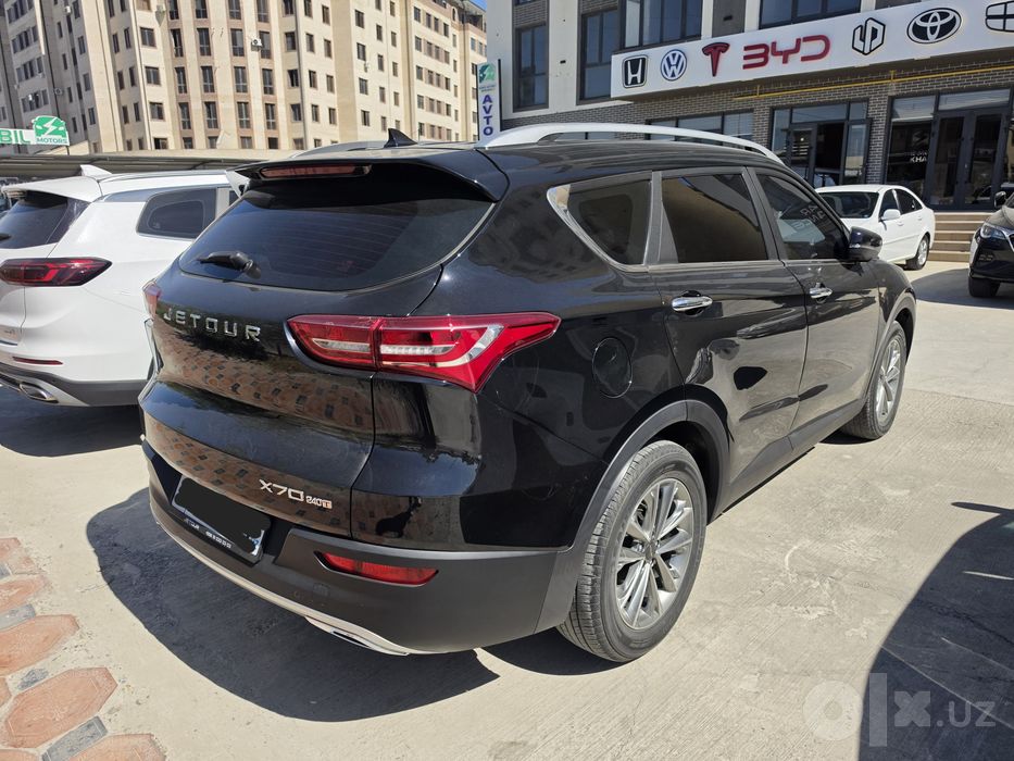 Jetour x70 2023 full pozitsiya