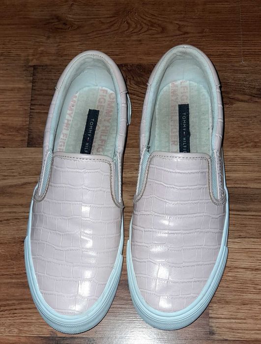 Отлични Tommy Hilfiger