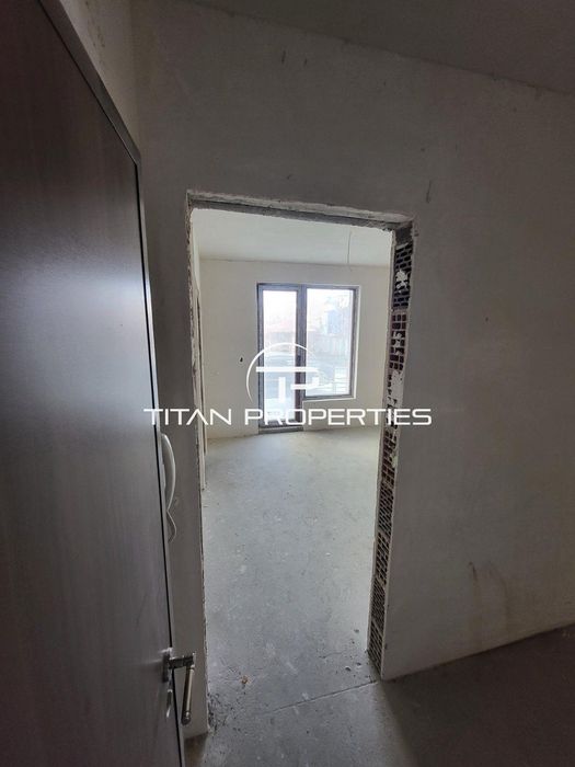 Продава се Тристаен апартамент в Бургас, Сарафово - 90 кв.м за 907 €/кв.м - Снимка #3