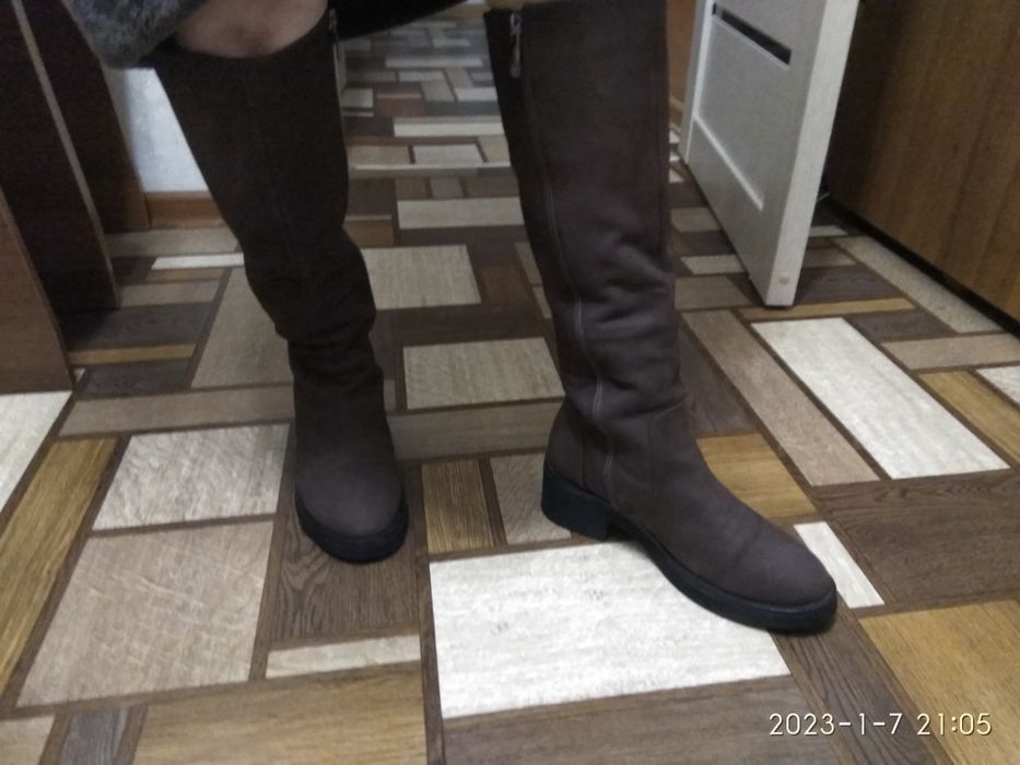 Продам сапоги зимние Нубук