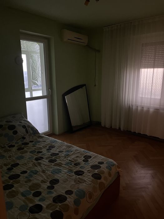 Inchiriez apartament 3 camere craiovita langa promenada