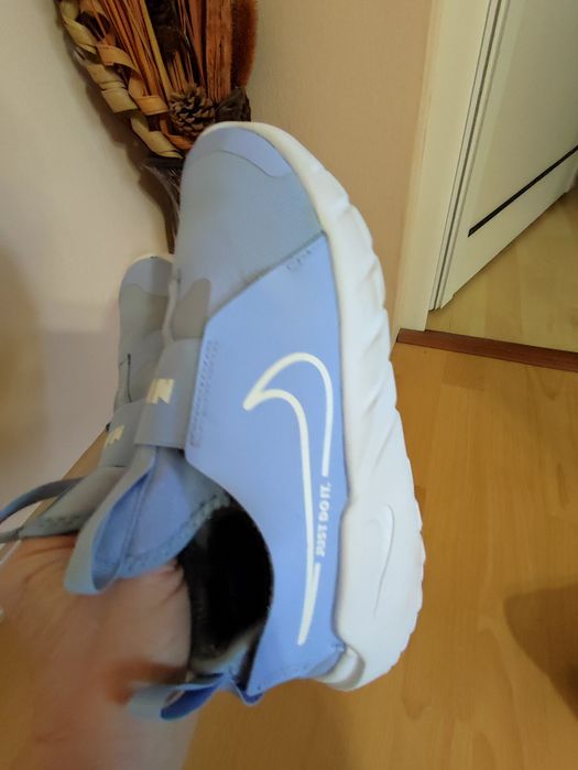 Маратонки Nike uk 5 eur 38