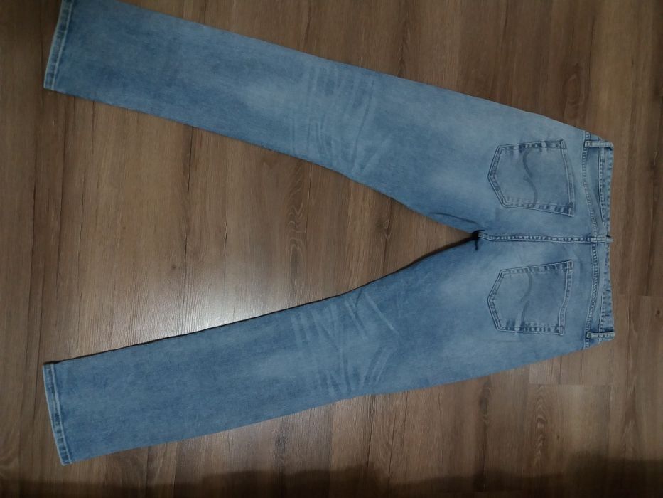 Фирменные джинсы  Jack & Jones