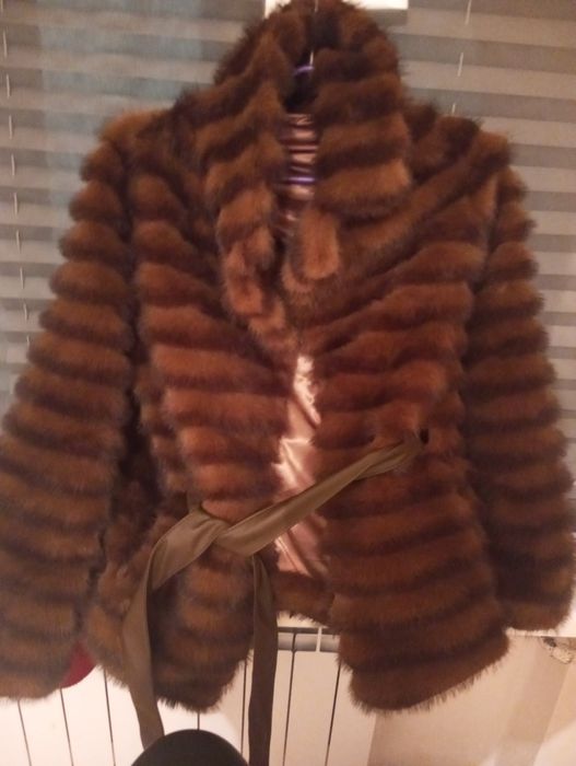Шубка ЭКО под Соболь  в хорошем состоянии
