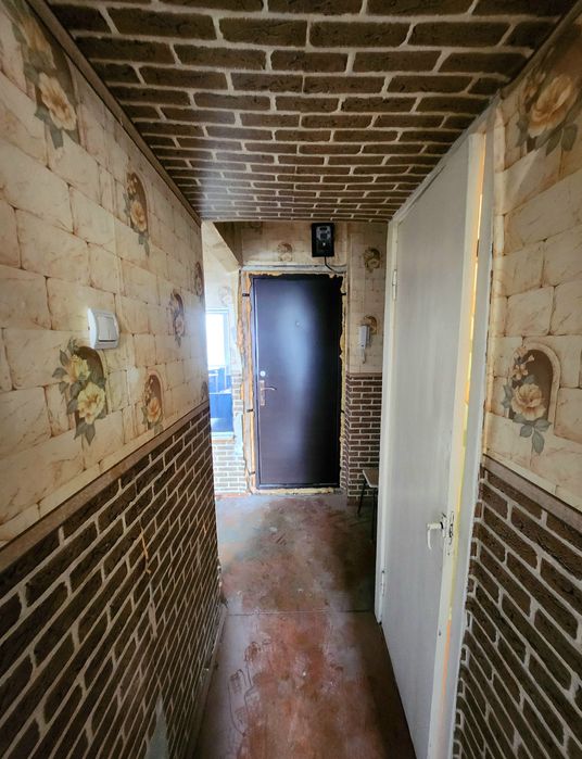 1комн,  (не угол),  29дом, 6мкр