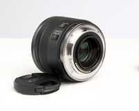 Обектив Canon RF 35mm f/1.8 IS Macro STM